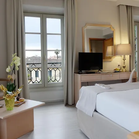 Carlotta Hotel