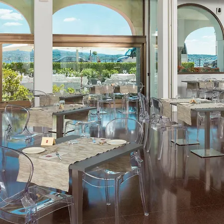 Hotel Carlotta
